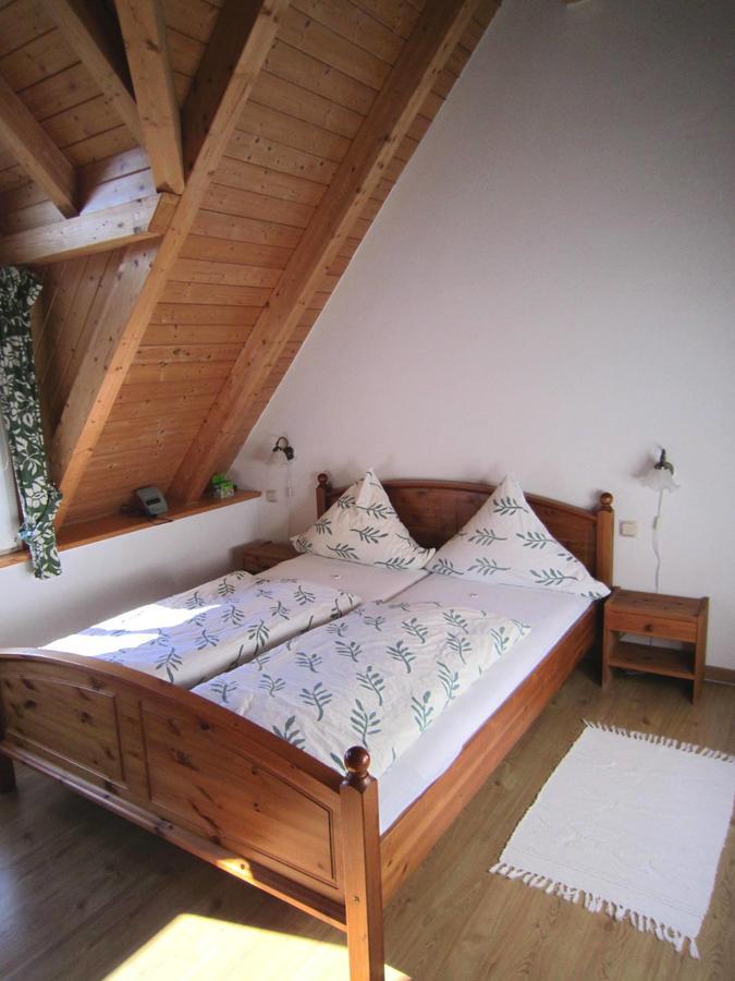 Sallmannshausen Ferienappartments Kirchhof מראה חיצוני תמונה